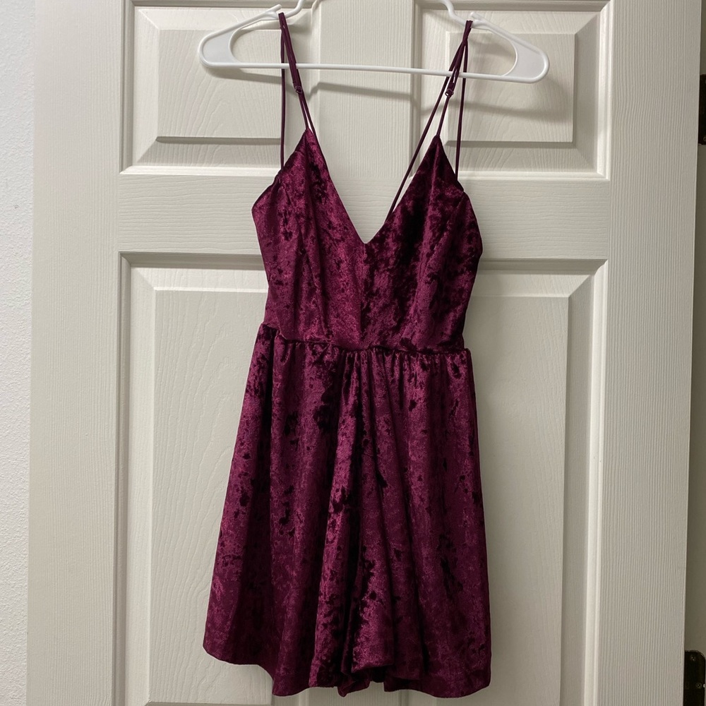 NWT Sam Edelman crushed velvet romper small - Picture 3 of 8
